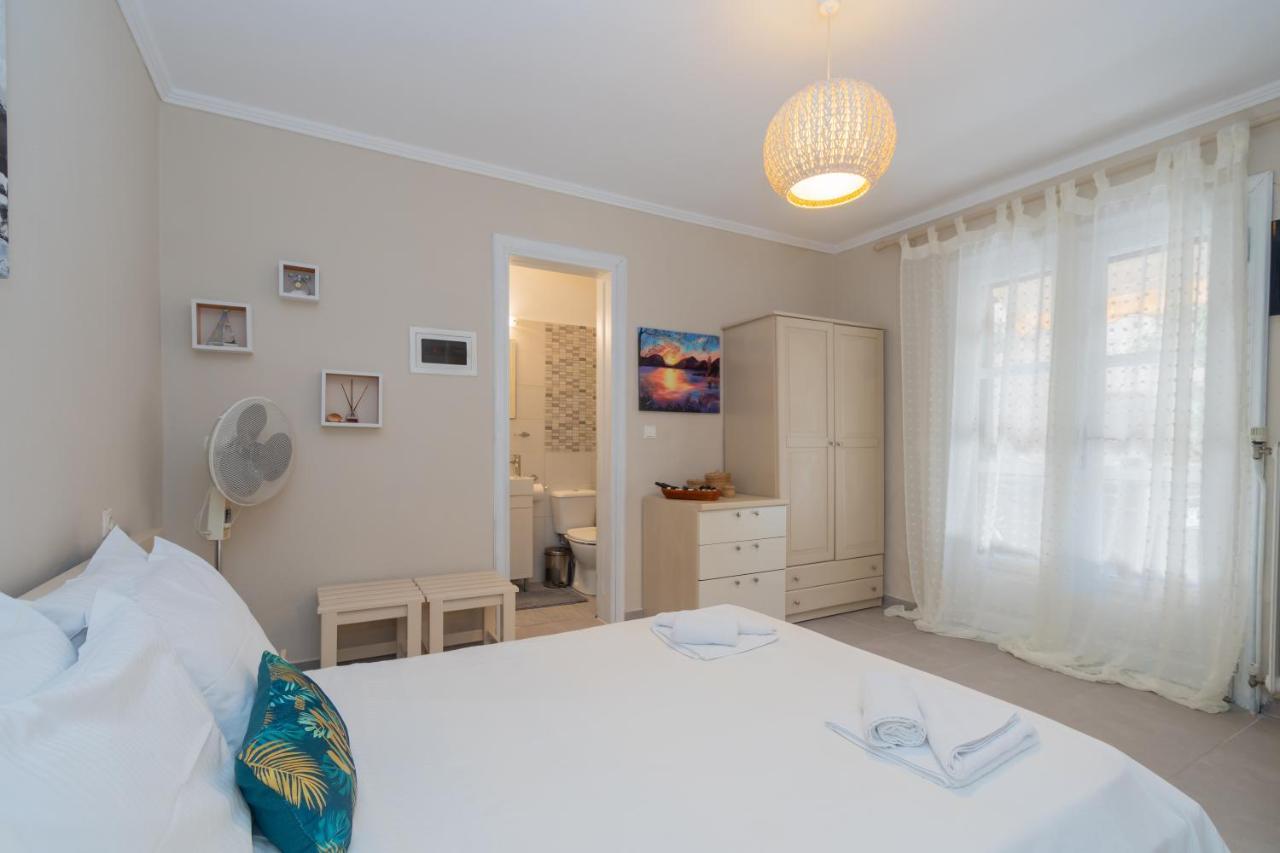 Stefanias Apartment Неос-Мармарас Экстерьер фото