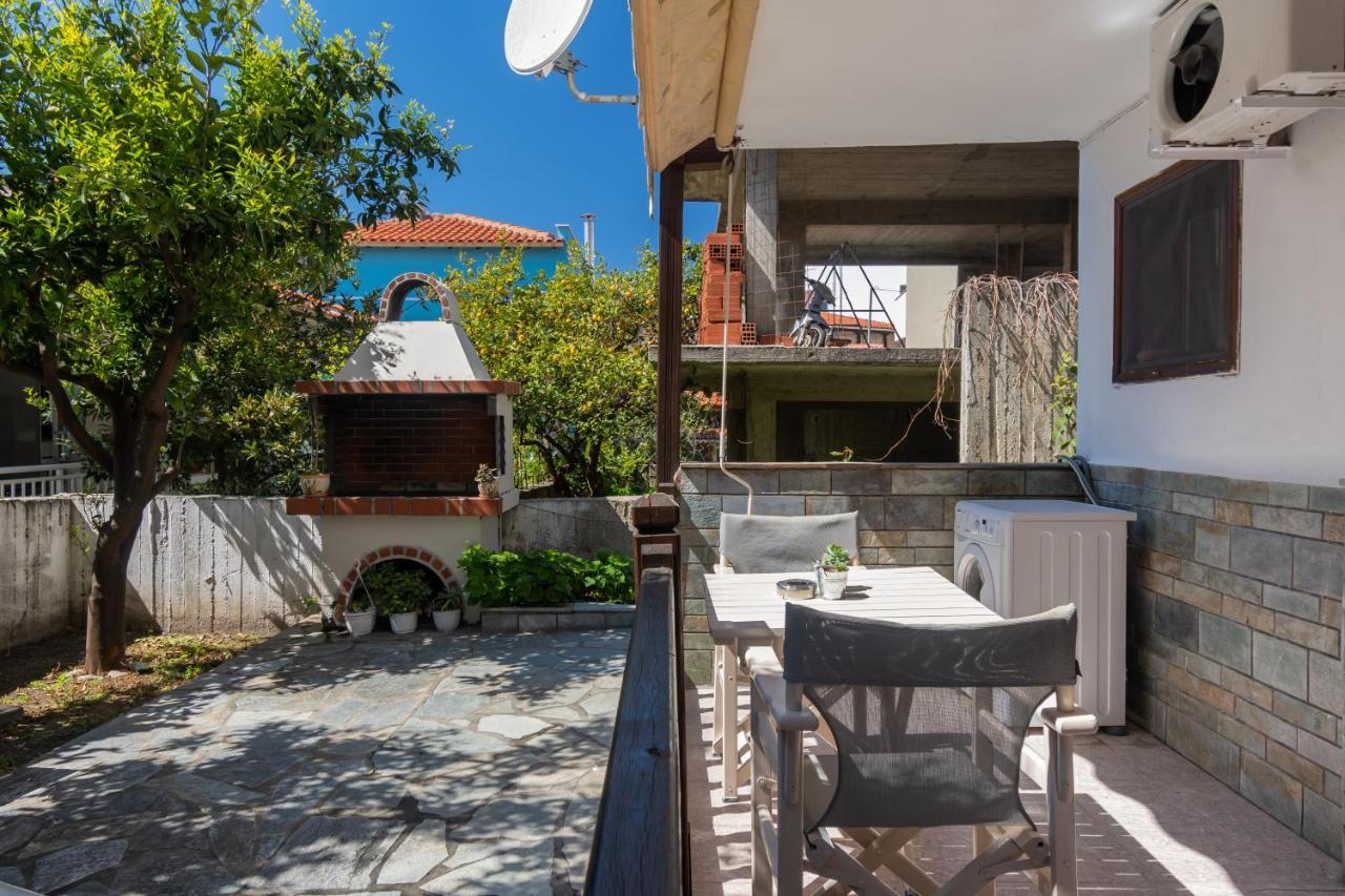 Stefanias Apartment Неос-Мармарас Экстерьер фото