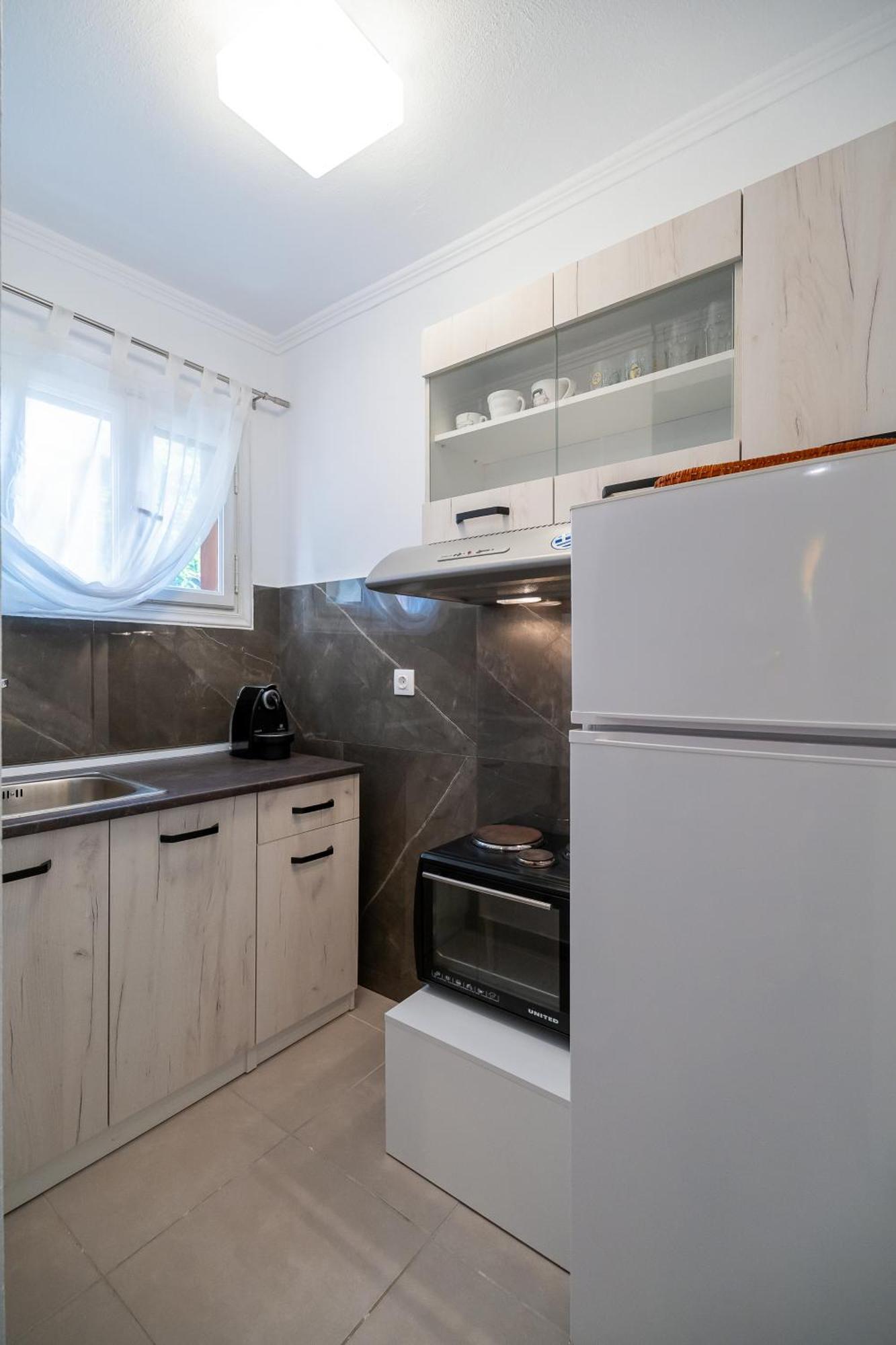 Stefanias Apartment Неос-Мармарас Экстерьер фото